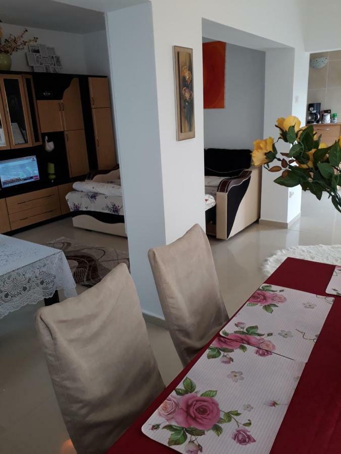 Ferienwohnung Casa Ade Călimăneşti Exterior foto
